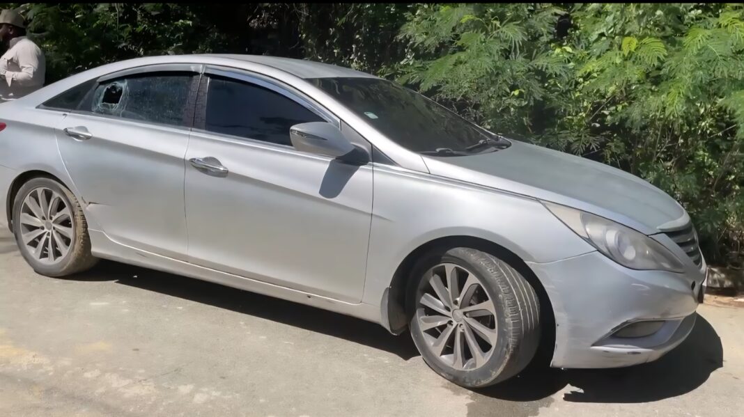 Hallan muertos a dos adolescentes dentro de un vehículo en Nagua Hallan muertos a dos adolescentes dentro de un vehículo en Nagua