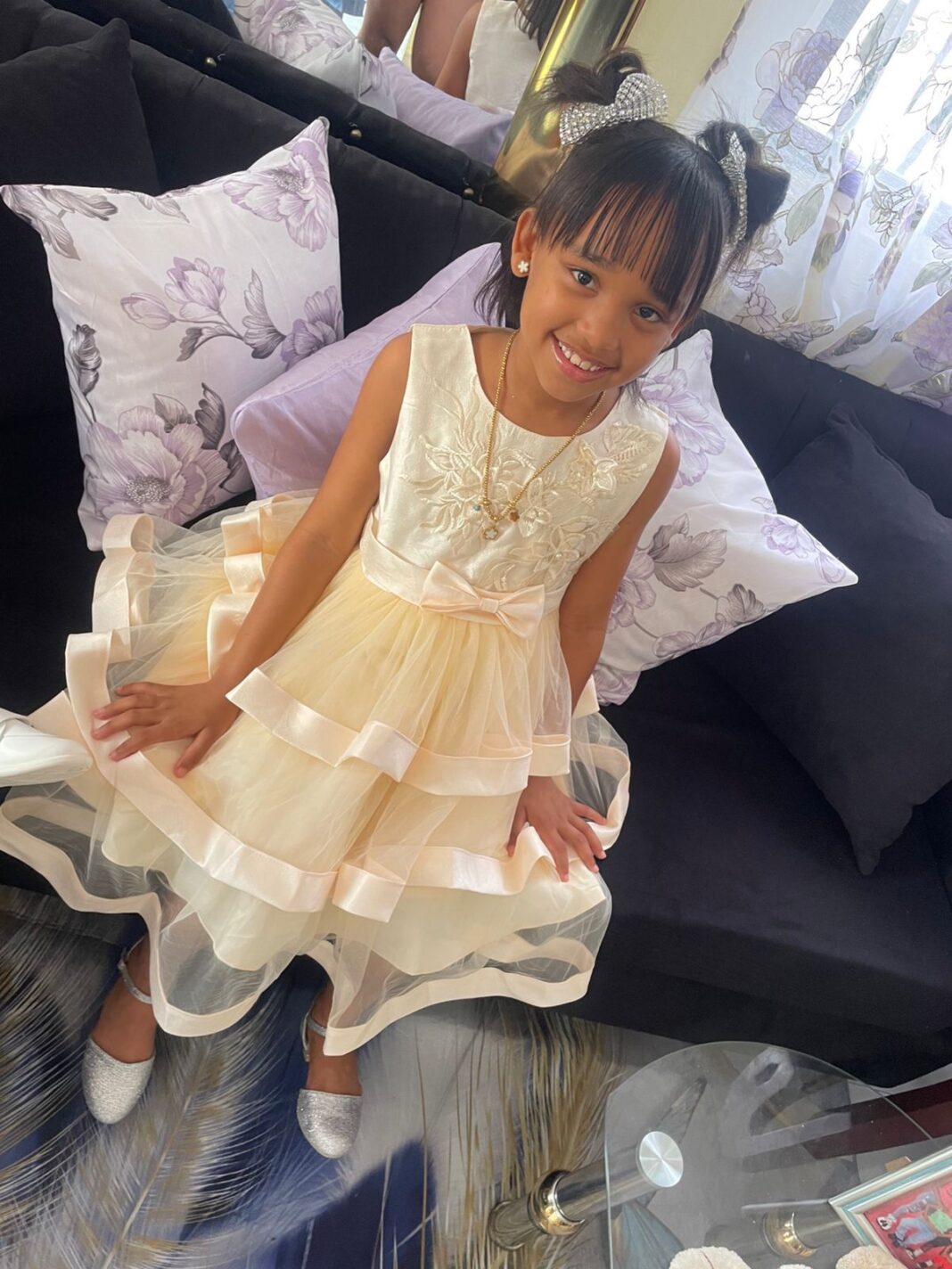 El disparo que le robó los sueños: la historia de Karla Massiel, la niña de Capotillo que no volverá a caminar El disparo que le robó los sueños: la historia de Karla Massiel, la niña de Capotillo que no volverá a caminar