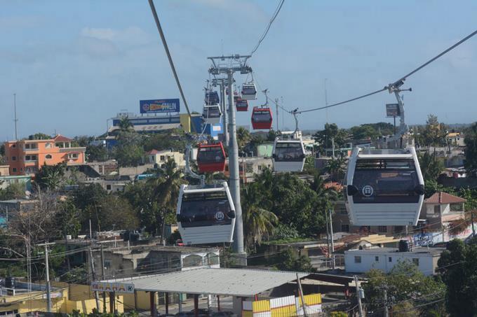 Teleféricos de Los Alcarrizos y Santiago operan con normalidad pese a apagón general Teleféricos de Los Alcarrizos y Santiago operan con normalidad pese a apagón general