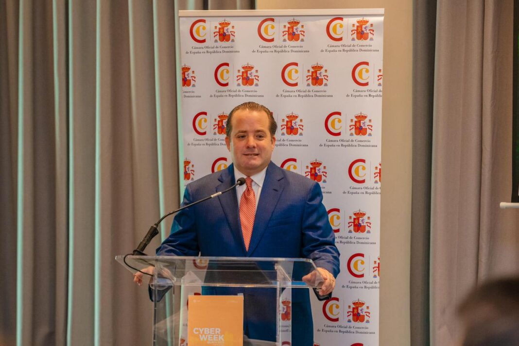 Paliza destaca aumentos salariales históricos, avances en transparencia y fortaleza de la relación España–RD Paliza destaca aumentos salariales históricos, avances en transparencia y fortaleza de la relación España–RD