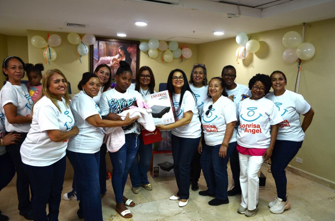 Fundación Sonrisa de Ángel beneficia a 250 prematuros con entrega de kits en doce hospitales del país Fundación Sonrisa de Ángel beneficia a 250 prematuros con entrega de kits en doce hospitales del país