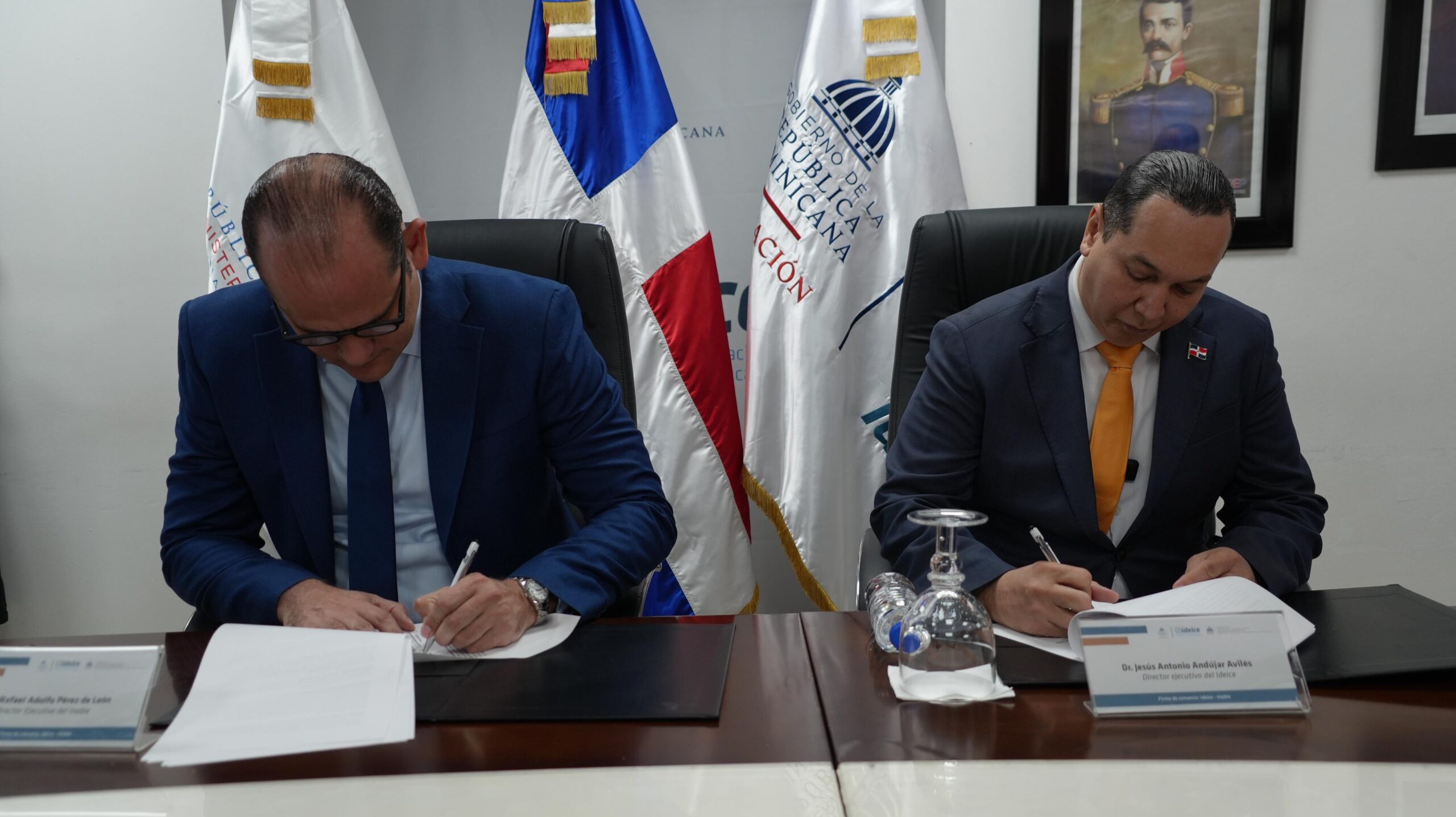 Inabie e Ideice firman acuerdo para analizar y fortalecer programas de ...