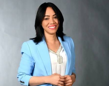Periodista y maestra Cristal Acevedo pondrá en circulación nuevo libro sobre Periodismo Periodista y maestra Cristal Acevedo pondrá en circulación nuevo libro sobre Periodismo