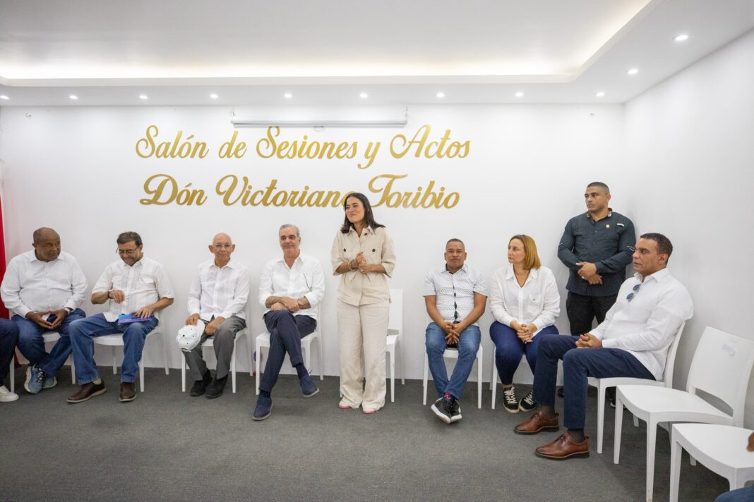 Luis Abinader anuncia apoyo a productores afectados por lluvias en la Línea Noroeste Luis Abinader anuncia apoyo a productores afectados por lluvias en la Línea Noroeste