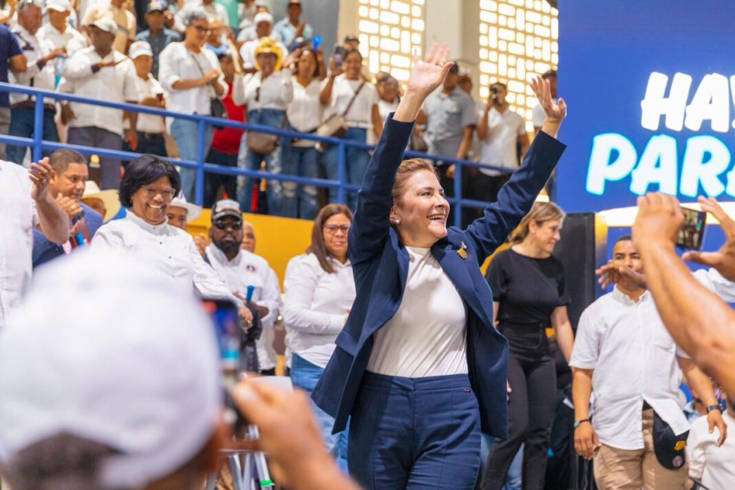 Carolina Mejía mueve el tablero político rumbo al 2028 Carolina Mejía mueve el tablero político rumbo al 2028