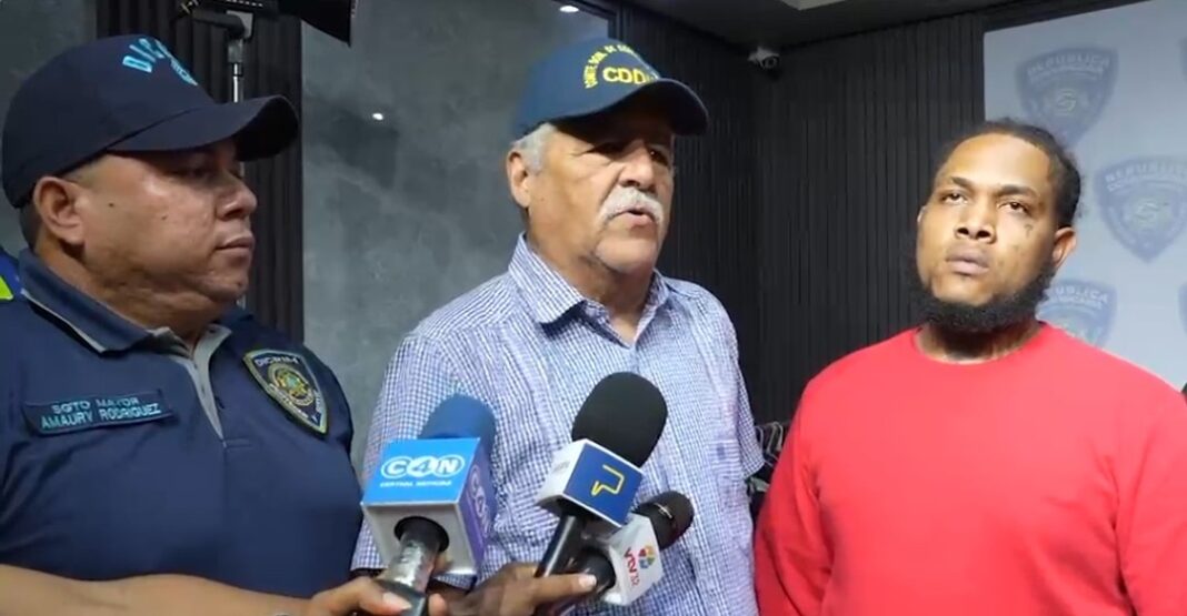 Se entrega «La Fuga» presunto autor muerte de «El Gordo» en Juan Dolio, SPM Se entrega «La Fuga» presunto autor muerte de «El Gordo» en Juan Dolio, SPM