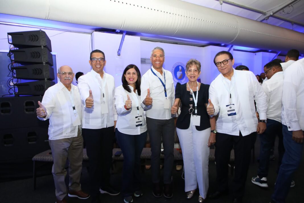Presidente municipal PRM valora reunión del Comité Nacional y destaca unidad Presidente municipal PRM valora reunión del Comité Nacional y destaca unidad